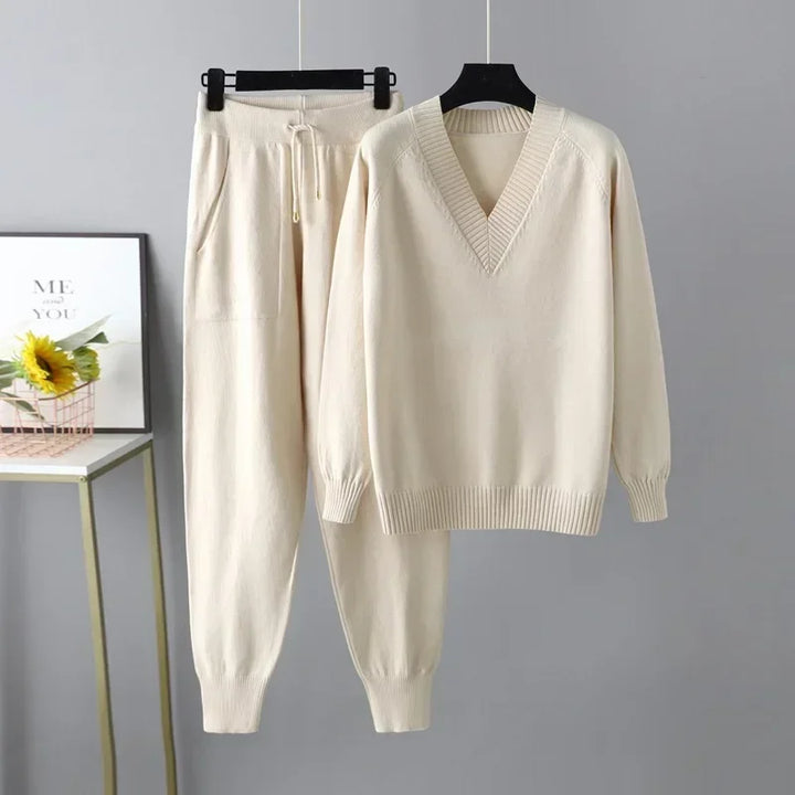 Aria | V-Neck Sweater & Knit Pants Set