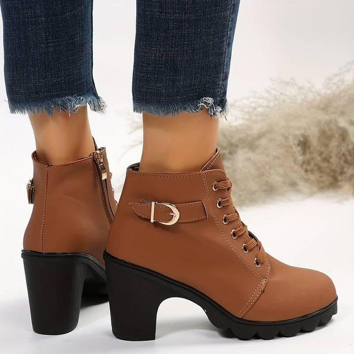 Jutta | zippered boots with heels